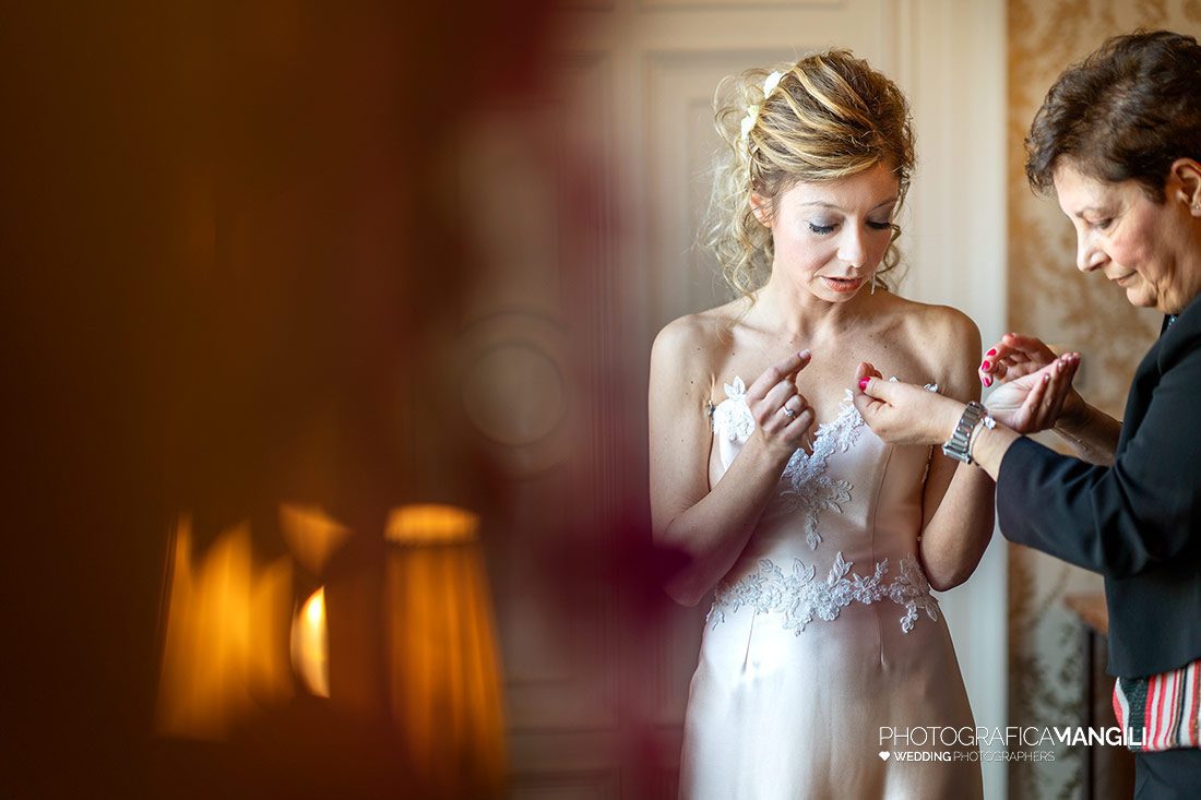 010 reportage preparativi sposa abito foto matrimonio villa serbelloni bellagio como 010 reportage preparativi sposa abito foto matrimonio villa serbelloni bellagio como