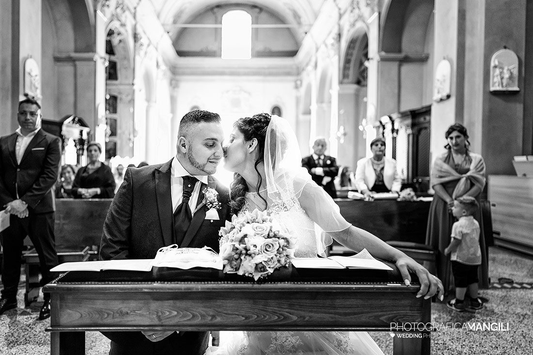 030 reportage cerimonia chiesa carbonate como sposi foto matrimonio bergamo 030 reportage cerimonia chiesa carbonate como sposi foto matrimonio bergamo