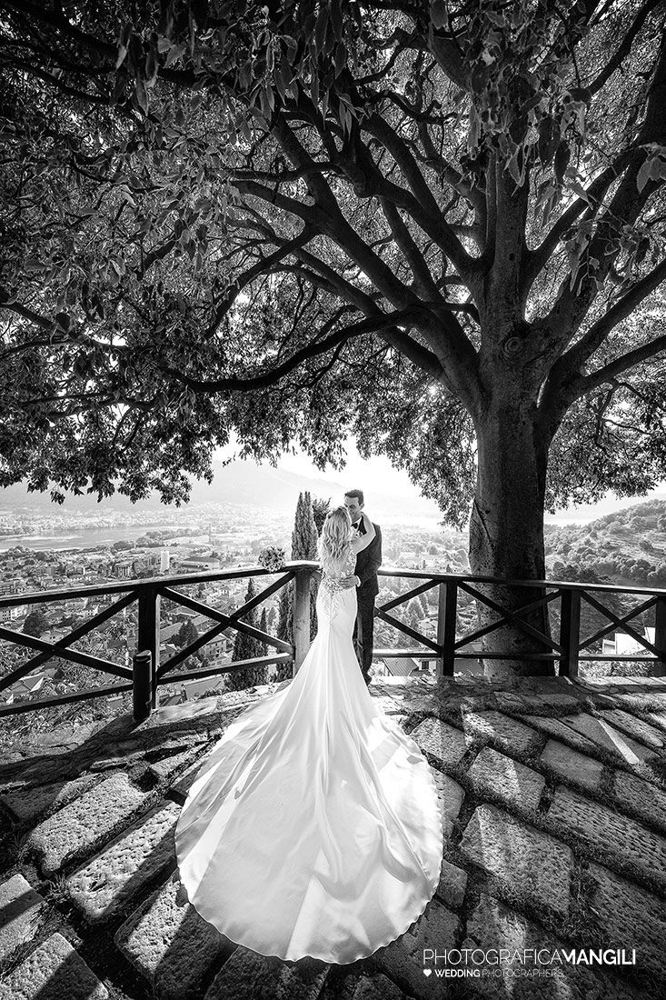 056 reportage wedding sposi foto matrimonio castello rossino lecco lago como 056 reportage wedding sposi foto matrimonio castello rossino lecco lago como