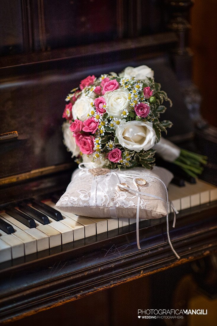 007 reportage preparativi sposa fedi bouquet foto matrimonio wedding lecco 007 reportage preparativi sposa fedi bouquet foto matrimonio wedding lecco