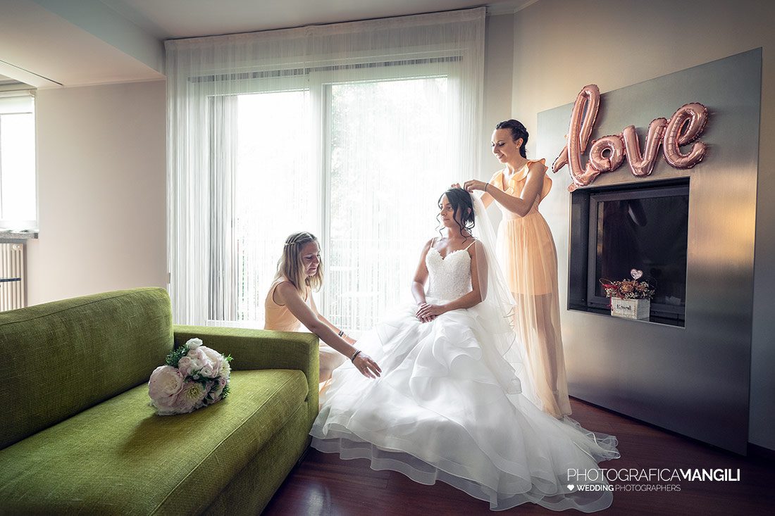 009 reportage preparativi sposa foto matrimonio wedding arlate calco lecco 009 reportage preparativi sposa foto matrimonio wedding arlate calco lecco