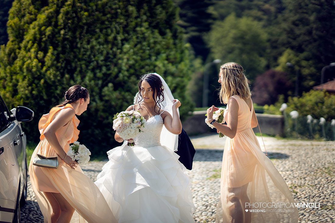 014 reportage ingresso chiesa arlate calco lecco sposi cerimonia foto matrimonio wedding 014 reportage ingresso chiesa arlate calco lecco sposi cerimonia foto matrimonio wedding