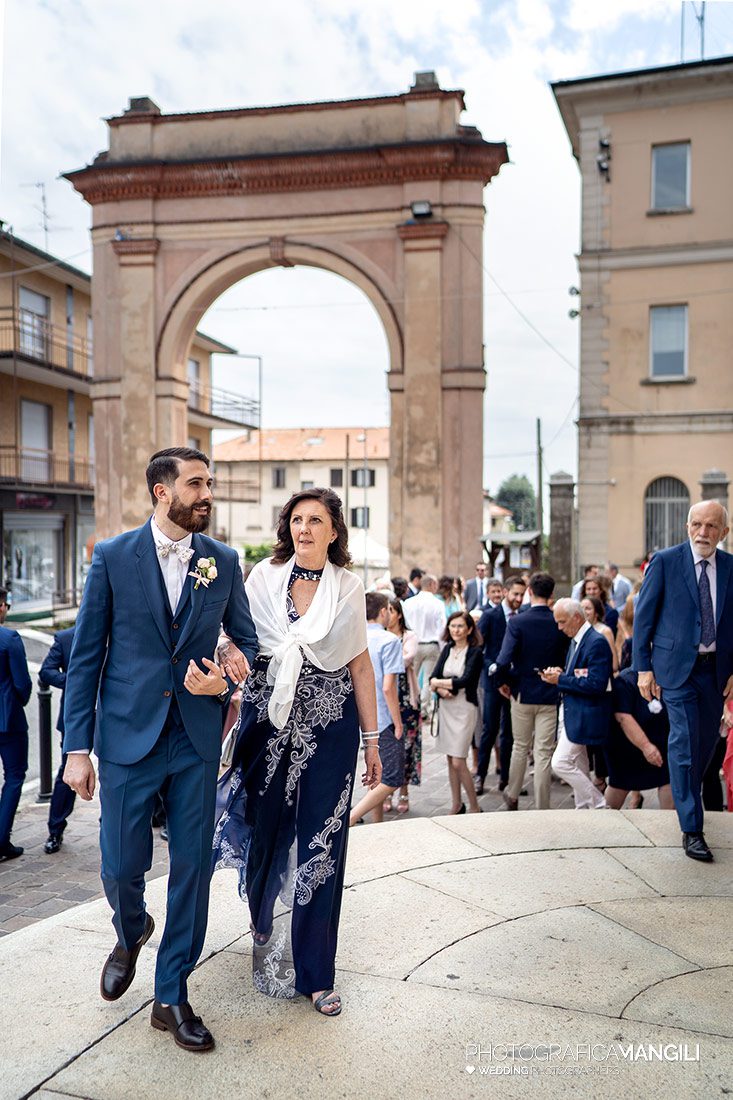 014 reportage ingresso chiesa lomazzo como sposi cerimonia foto matrimonio wedding 014 reportage ingresso chiesa lomazzo como sposi cerimonia foto matrimonio wedding