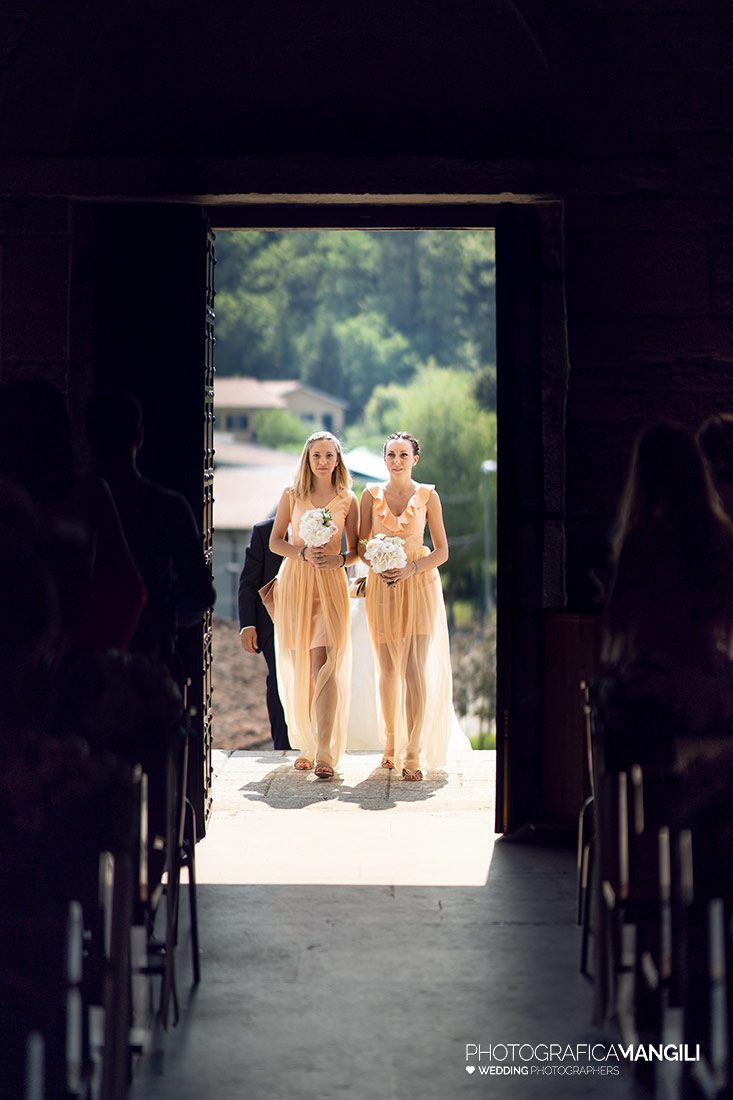 016 reportage ingresso chiesa arlate calco lecco sposi cerimonia foto matrimonio wedding 016 reportage ingresso chiesa arlate calco lecco sposi cerimonia foto matrimonio wedding