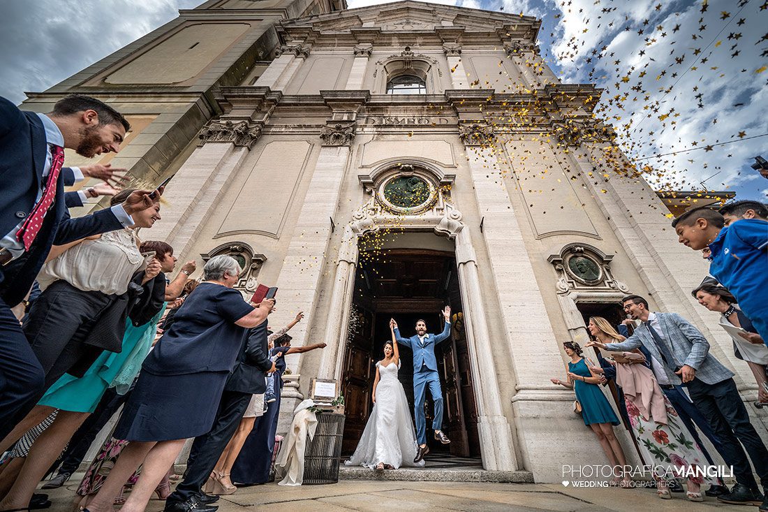 027 reportage chiesa lancio riso uscita lomazzo como sposi cerimonia foto matrimonio wedding 027 reportage chiesa lancio riso uscita lomazzo como sposi cerimonia foto matrimonio wedding
