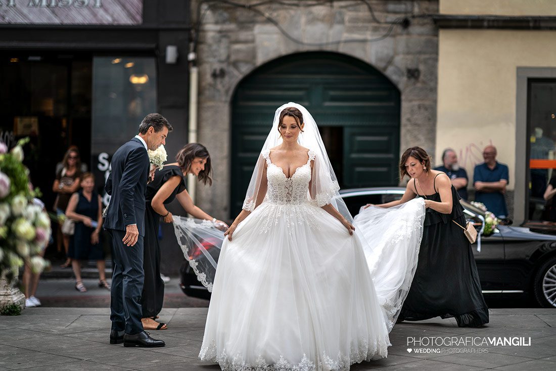 027 reportage wedding ingresso chiesa sposa foto matrimonio bergamo