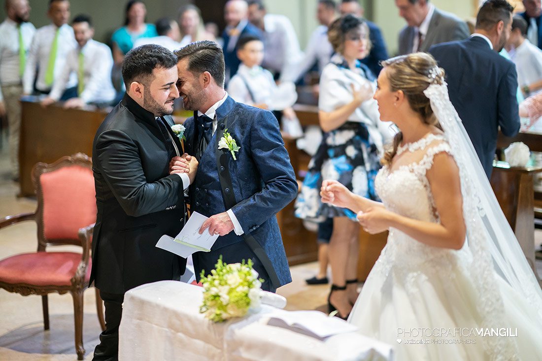 028 reportage chiesa carugo como sposi cerimonia foto matrimonio wedding 028 reportage chiesa carugo como sposi cerimonia foto matrimonio wedding