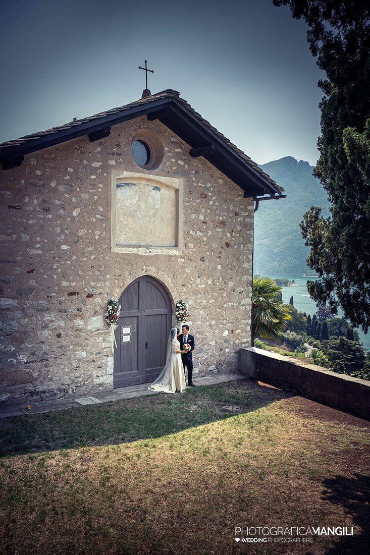 032 reportage uscita chiesa lancio riso san giorgio mandello del lario lecco sposi cerimonia foto matrimonio wedding 032 reportage uscita chiesa lancio riso san giorgio mandello del lario lecco sposi cerimonia foto matrimonio wedding