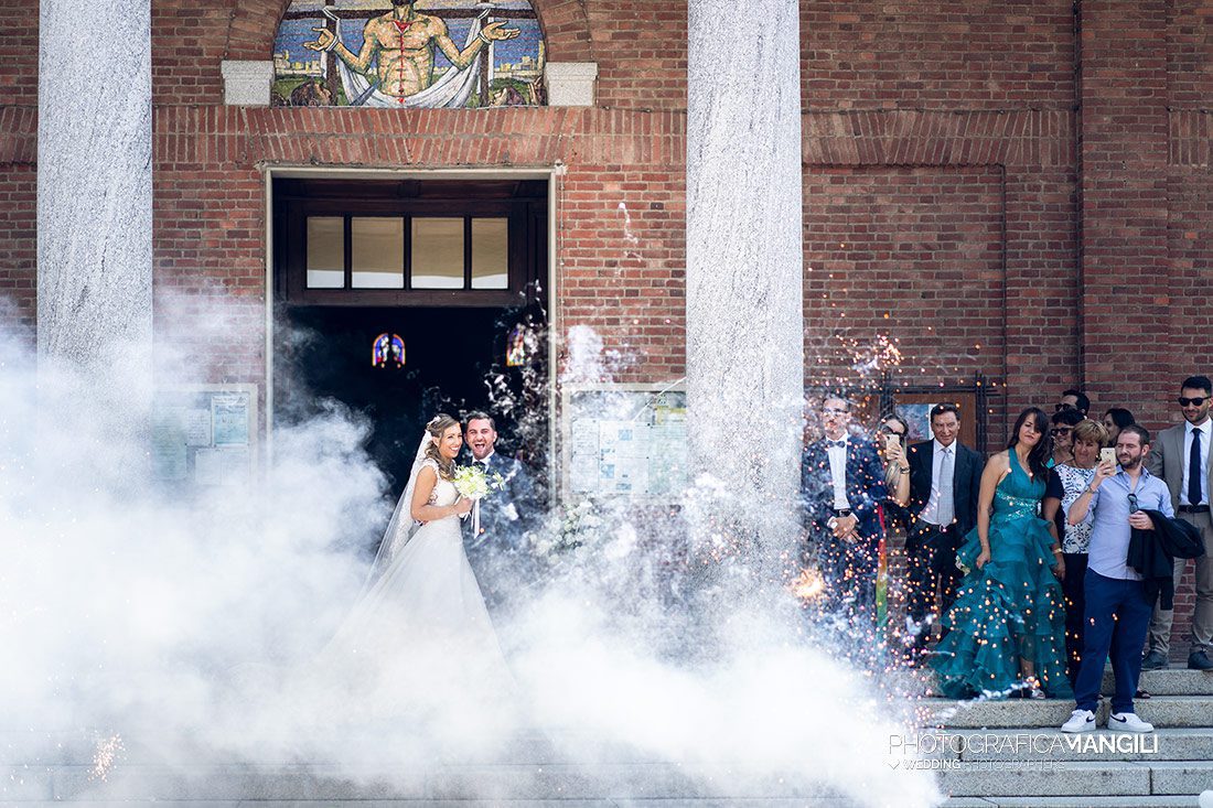 035 reportage chiesa uscita carugo como sposi cerimonia foto matrimonio wedding 035 reportage chiesa uscita carugo como sposi cerimonia foto matrimonio wedding