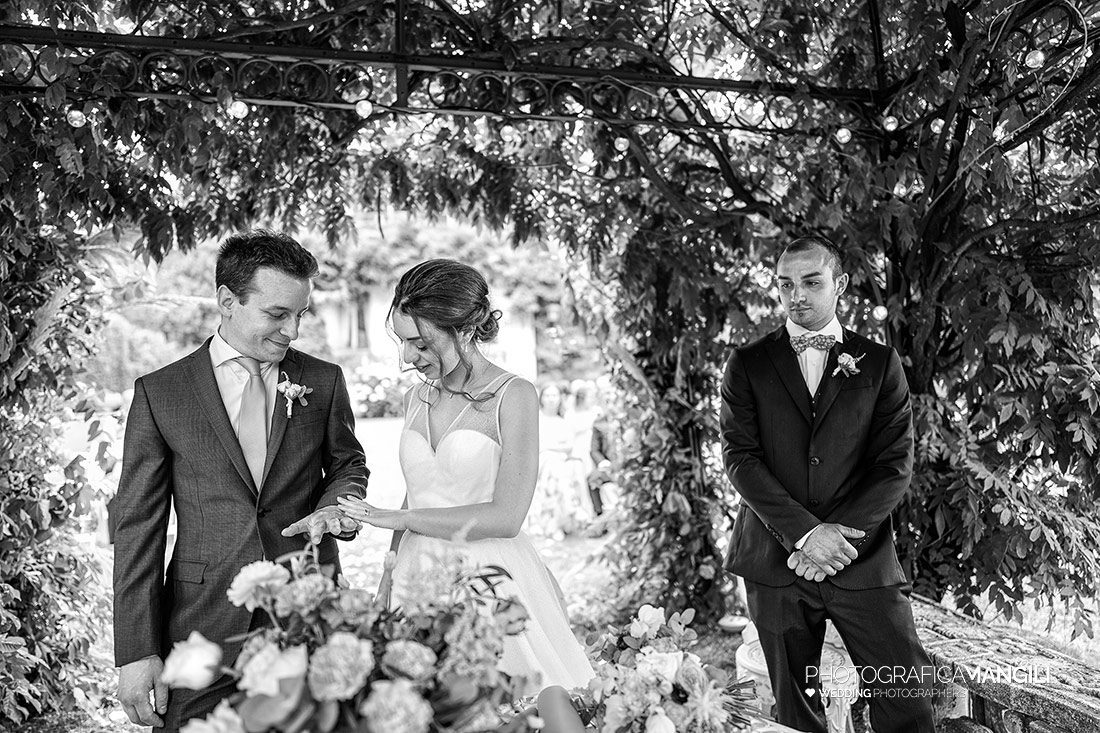 035 reportage wedding rito civile sposi foto matrimonio villa paradeisos varese 035 reportage wedding rito civile sposi foto matrimonio villa paradeisos varese
