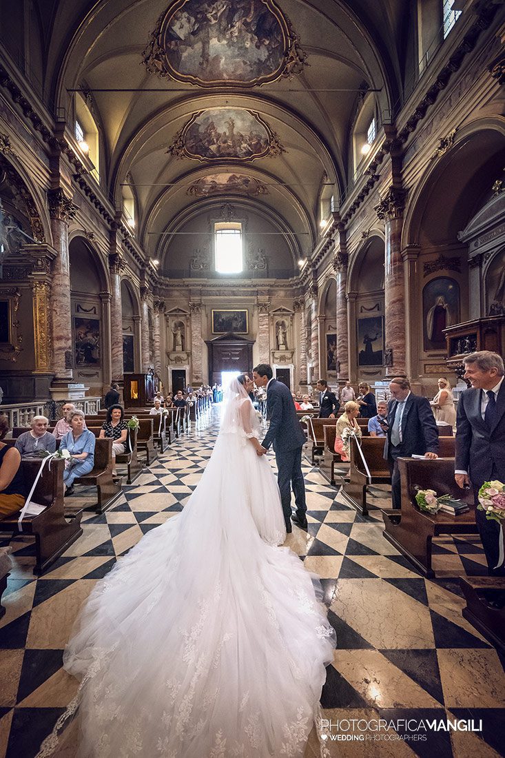 037 reportage wedding cerimonia chiesa sposa foto matrimonio bergamo