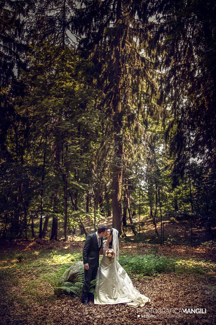 037 reportage wedding sposi foto ritratto matrimonio villa pietraluna civenna como 037 reportage wedding sposi foto ritratto matrimonio villa pietraluna civenna como