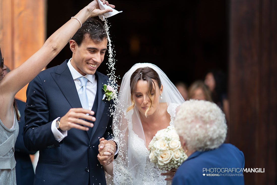 039 reportage wedding uscita chiesa sposa foto matrimonio bergamo