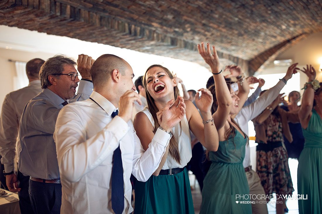 047 reportage wedding ritratti ballo sposi foto matrimonio madonnina barni como 047 reportage wedding ritratti ballo sposi foto matrimonio madonnina barni como
