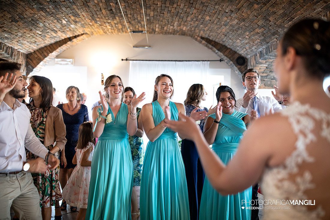 048 reportage wedding ritratti ballo sposi foto matrimonio madonnina barni como 048 reportage wedding ritratti ballo sposi foto matrimonio madonnina barni como