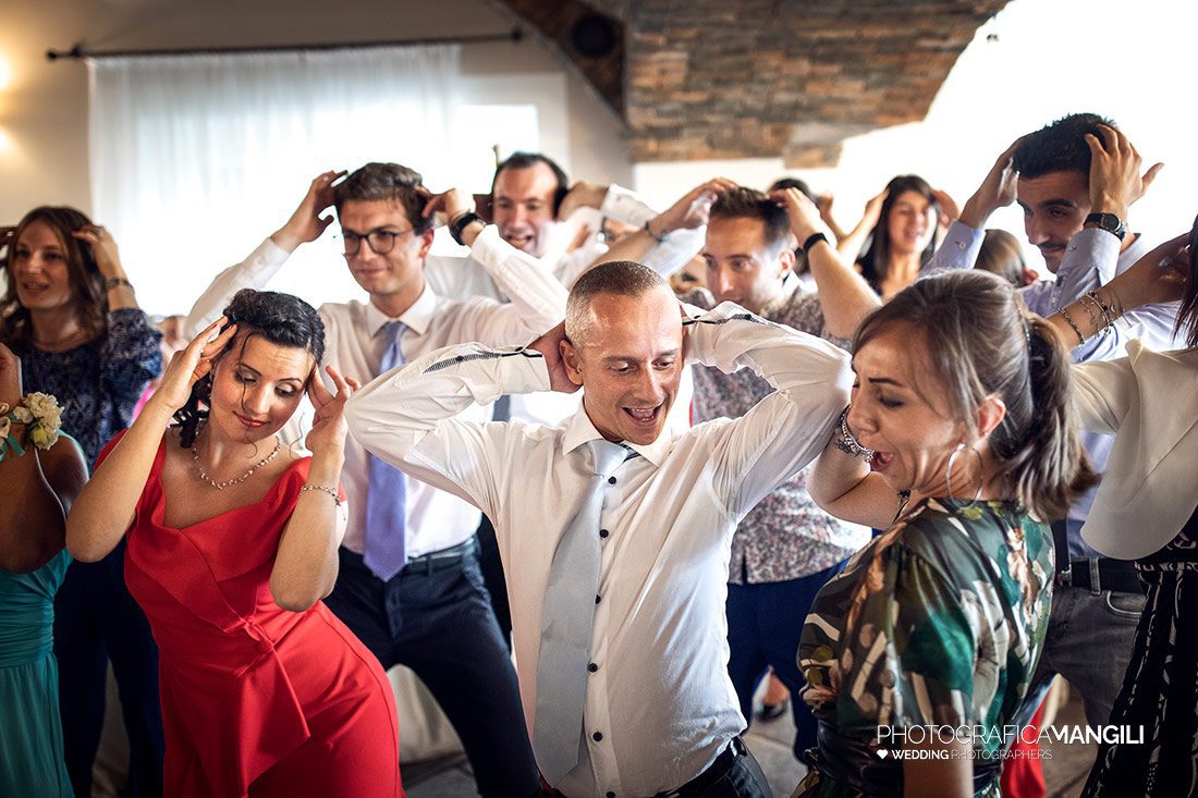 050 reportage wedding ritratti ballo sposi foto matrimonio madonnina barni como 050 reportage wedding ritratti ballo sposi foto matrimonio madonnina barni como