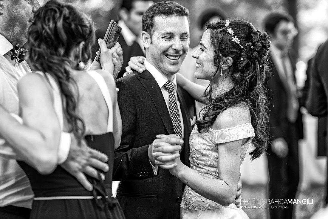 062 reportage wedding sposi foto ritratto ballo matrimonio villa pietraluna civenna como 062 reportage wedding sposi foto ritratto ballo matrimonio villa pietraluna civenna como