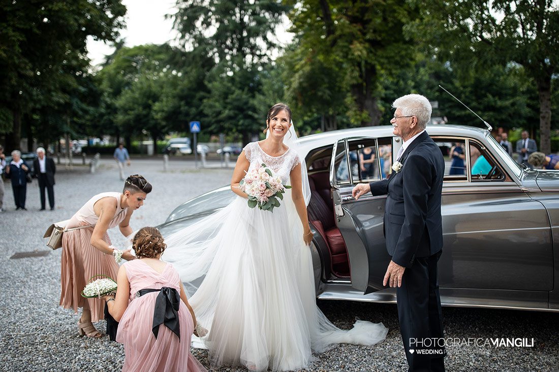 014 reportage wedding ingresso chiesa sposa foto matrimonio bergamo 014 reportage wedding ingresso chiesa sposa foto matrimonio bergamo