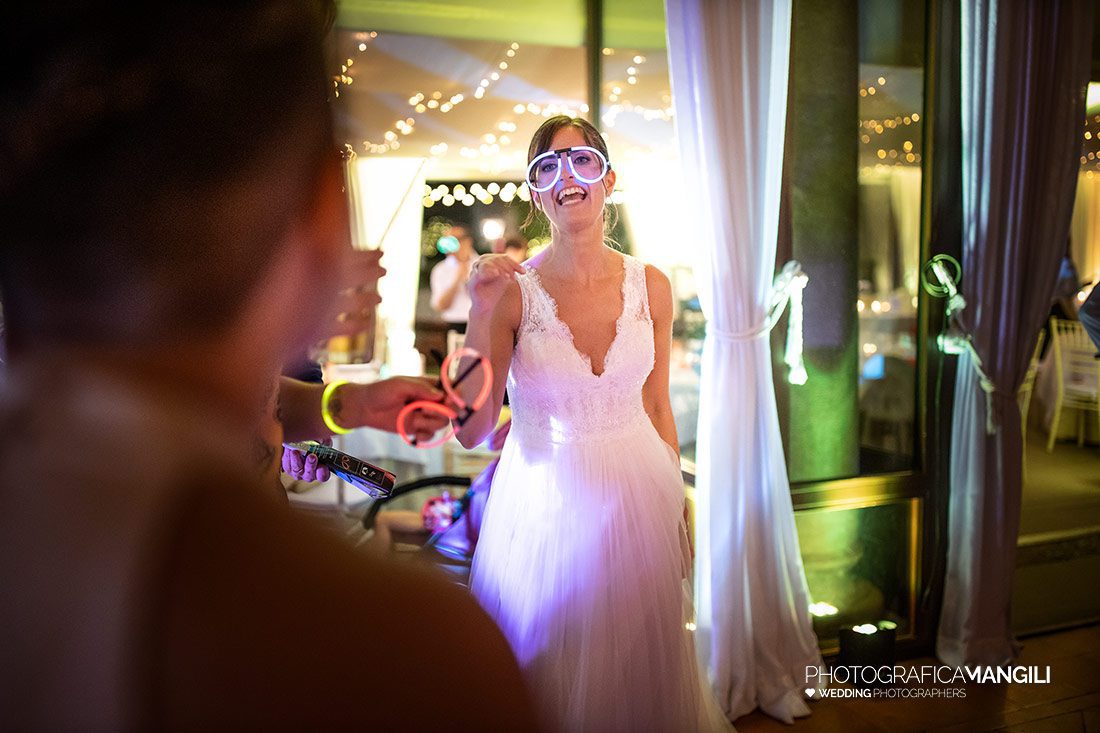 063 reportage wedding amici balli sposi foto matrimonio castello di marne bergamo 063 reportage wedding amici balli sposi foto matrimonio castello di marne bergamo