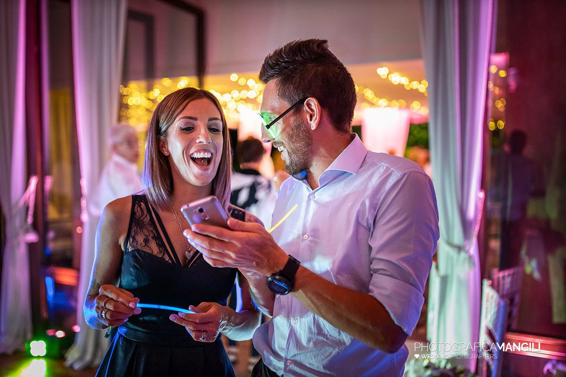 064 reportage wedding amici balli sposi foto matrimonio castello di marne bergamo 064 reportage wedding amici balli sposi foto matrimonio castello di marne bergamo