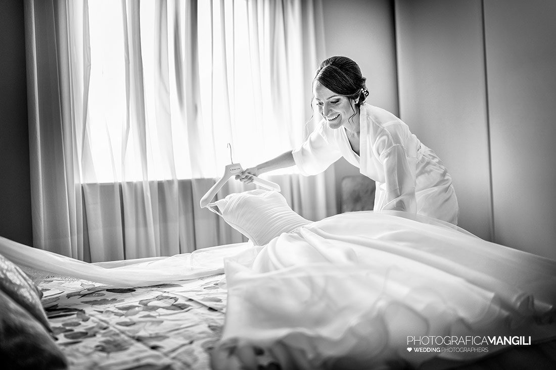 011 reportage preparativi sposa foto matrimonio wedding lissone milano 011 reportage preparativi sposa foto matrimonio wedding lissone milano