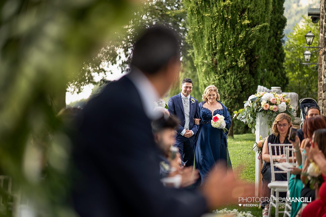 014 reportage wedding cerimonia ingresso sposi foto matrimonio castello rossino lecco lago como 014 reportage wedding cerimonia ingresso sposi foto matrimonio castello rossino lecco lago como