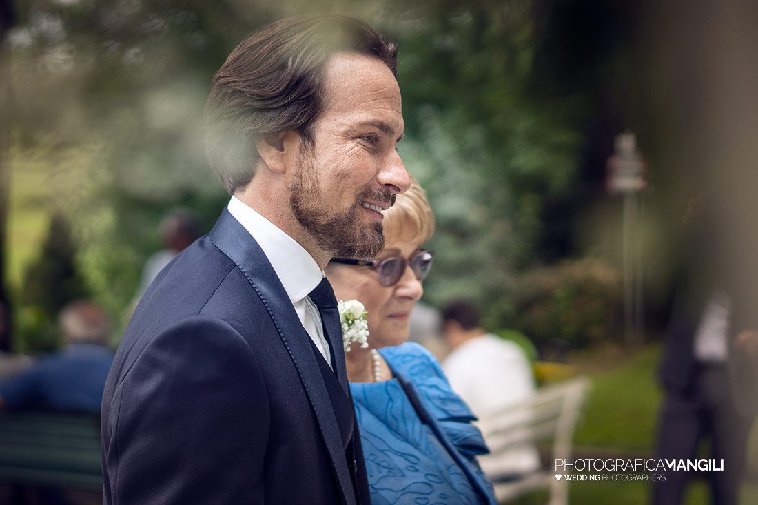 015 reportage arrivo ingresso sposi foto matrimonio santuario wedding bulciago lecco 015 reportage arrivo ingresso sposi foto matrimonio santuario wedding bulciago lecco