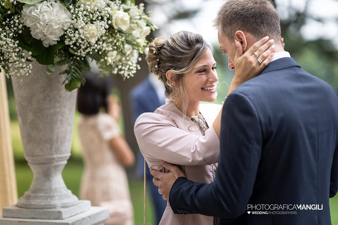 016 reportage arrivo ingresso sposi foto matrimonio santuario wedding bulciago lecco 016 reportage arrivo ingresso sposi foto matrimonio santuario wedding bulciago lecco
