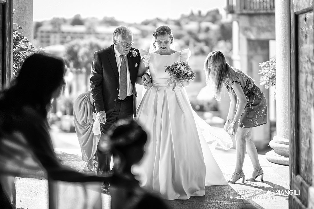 020 reportage wedding cerimonia ingresso sposi foto matrimonio missaglia lecco 020 reportage wedding cerimonia ingresso sposi foto matrimonio missaglia lecco