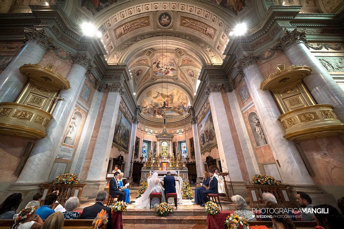 027 reportage wedding cerimonia sposi chiesa foto matrimonio missaglia lecco 027 reportage wedding cerimonia sposi chiesa foto matrimonio missaglia lecco