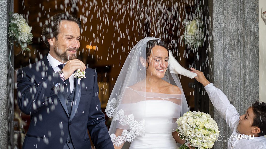 027 reportage cerimonia santuario sposi foto matrimonio uscita lancio riso wedding bulciago lecco 027 reportage cerimonia santuario sposi foto matrimonio uscita lancio riso wedding bulciago lecco