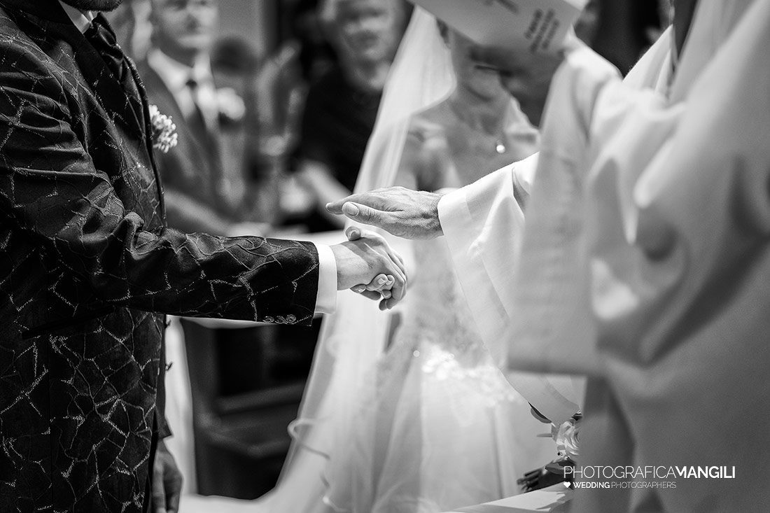 028 reportage cerimonia chiesa sposi foto matrimonio wedding sotto monte bergamo 028 reportage cerimonia chiesa sposi foto matrimonio wedding sotto monte bergamo