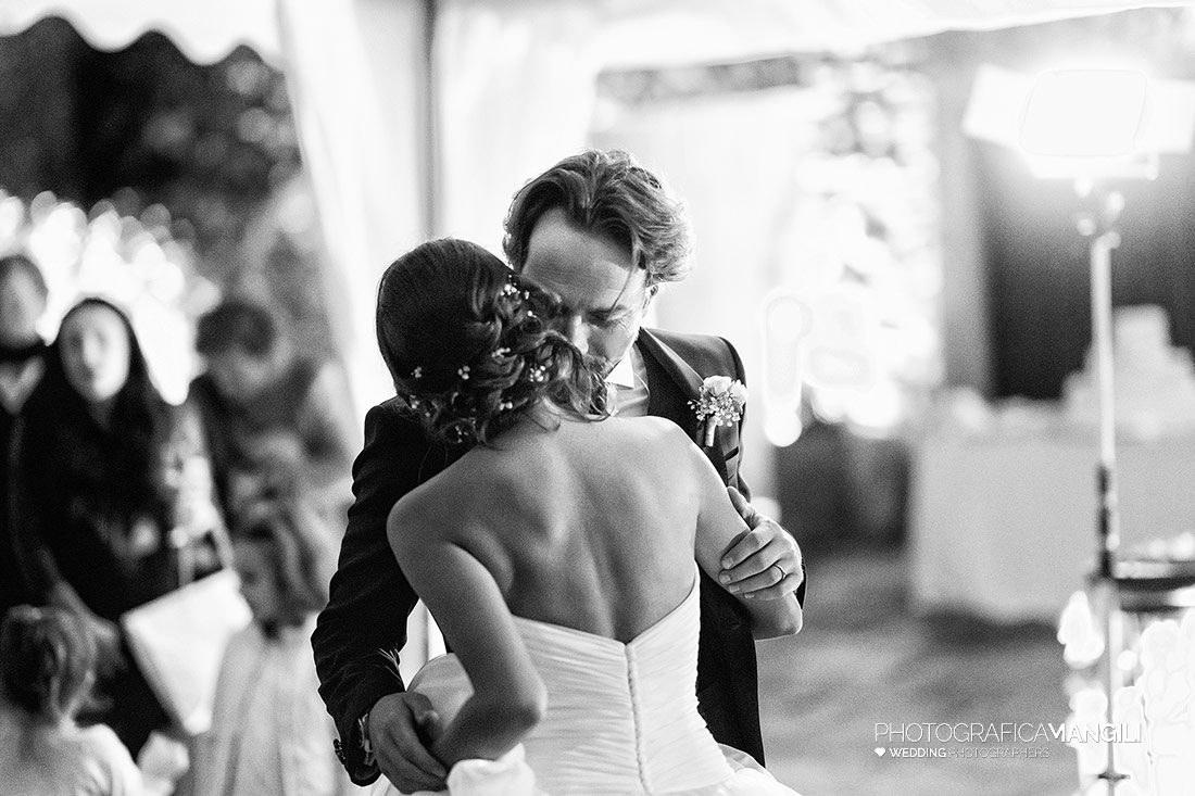 061 reportage sposi foto balli matrimonio wedding castello rossino lecco 061 reportage sposi foto balli matrimonio wedding castello rossino lecco