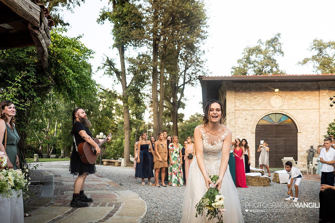 069 reportage wedding sposi foto matrimonio lancio bouquet nuovo bosco novedrate como 069 reportage wedding sposi foto matrimonio lancio bouquet nuovo bosco novedrate como