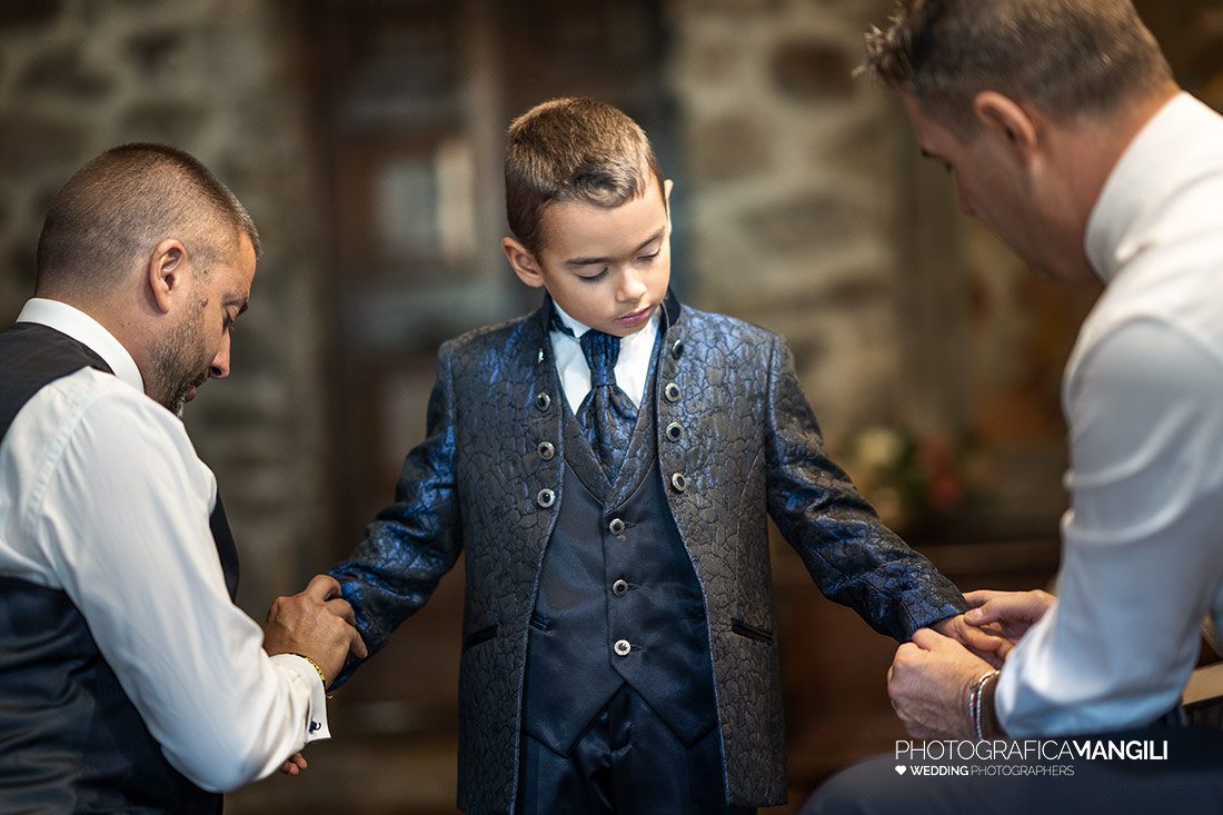 002 reportage preparativi sposo foto matrimonio wedding castello rossino lago como lecco 002 reportage preparativi sposo foto matrimonio wedding castello rossino lago como lecco