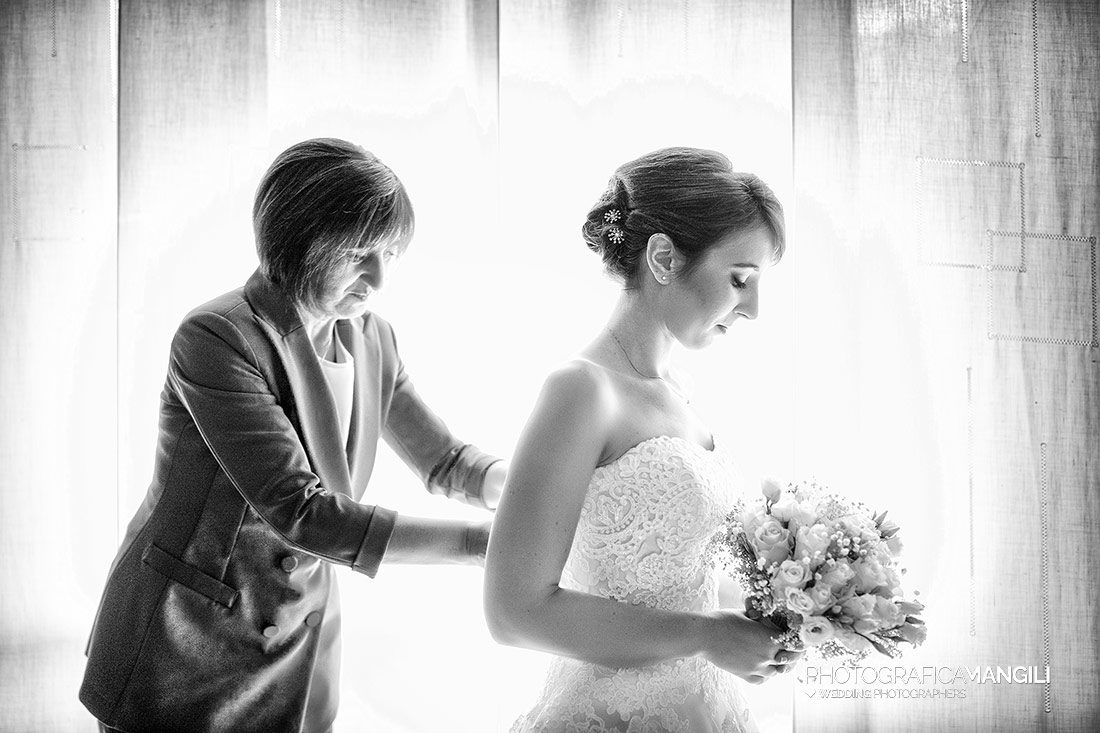 003 reportage preparativi sposa foto matrimonio wedding robbiate lecco 003 reportage preparativi sposa foto matrimonio wedding robbiate lecco