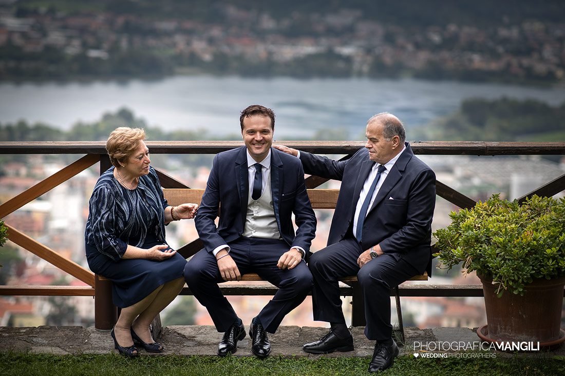 003 reportage preparazione sposo foto matrimonio wedding castello rossino lecco lago como 003 reportage preparazione sposo foto matrimonio wedding castello rossino lecco lago como