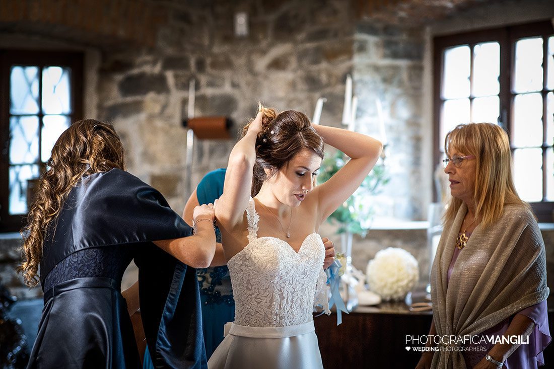 005 reportage preparazione sposa foto matrimonio wedding castello rossino lecco lago como 005 reportage preparazione sposa foto matrimonio wedding castello rossino lecco lago como