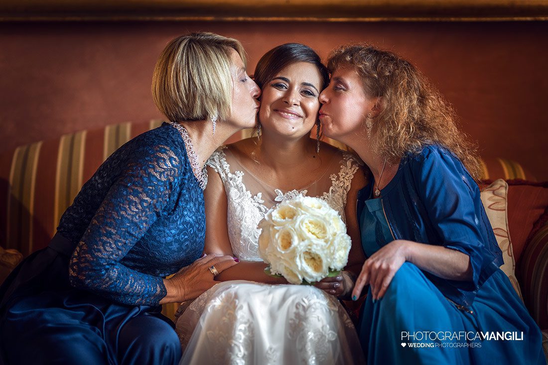 016 reportage preparativi sposa foto matrimonio wedding castello rossino lago como lecco 016 reportage preparativi sposa foto matrimonio wedding castello rossino lago como lecco