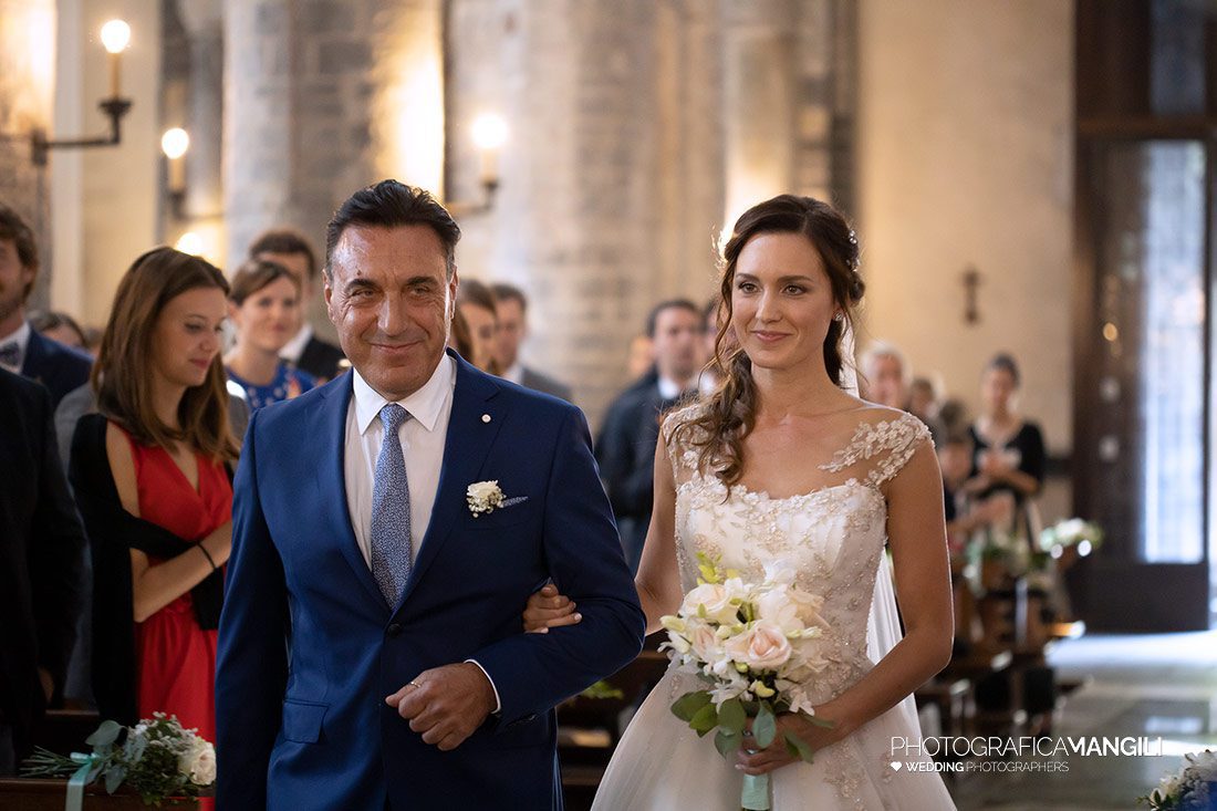 021 reportage arrivo ingresso sposi foto matrimonio basilica sant abbondio wedding como 021 reportage arrivo ingresso sposi foto matrimonio basilica sant abbondio wedding como