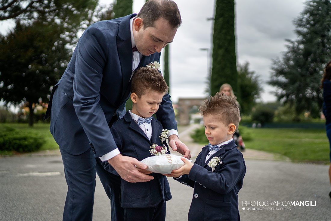 021 reportage arrivo ingresso sposi foto matrimonio chiesa carvico wedding bergamo 021 reportage arrivo ingresso sposi foto matrimonio chiesa carvico wedding bergamo