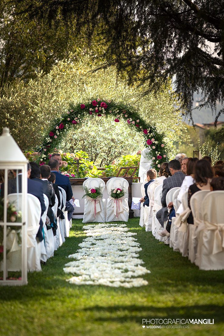 021 reportage arrivo ingresso sposi foto matrimonio cerimonia rito civile castello rossino wedding lecco 021 reportage arrivo ingresso sposi foto matrimonio cerimonia rito civile castello rossino wedding lecco