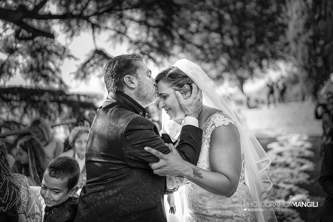 026 reportage arrivo ingresso sposi foto matrimonio cerimonia rito civile castello rossino wedding lecco 026 reportage arrivo ingresso sposi foto matrimonio cerimonia rito civile castello rossino wedding lecco