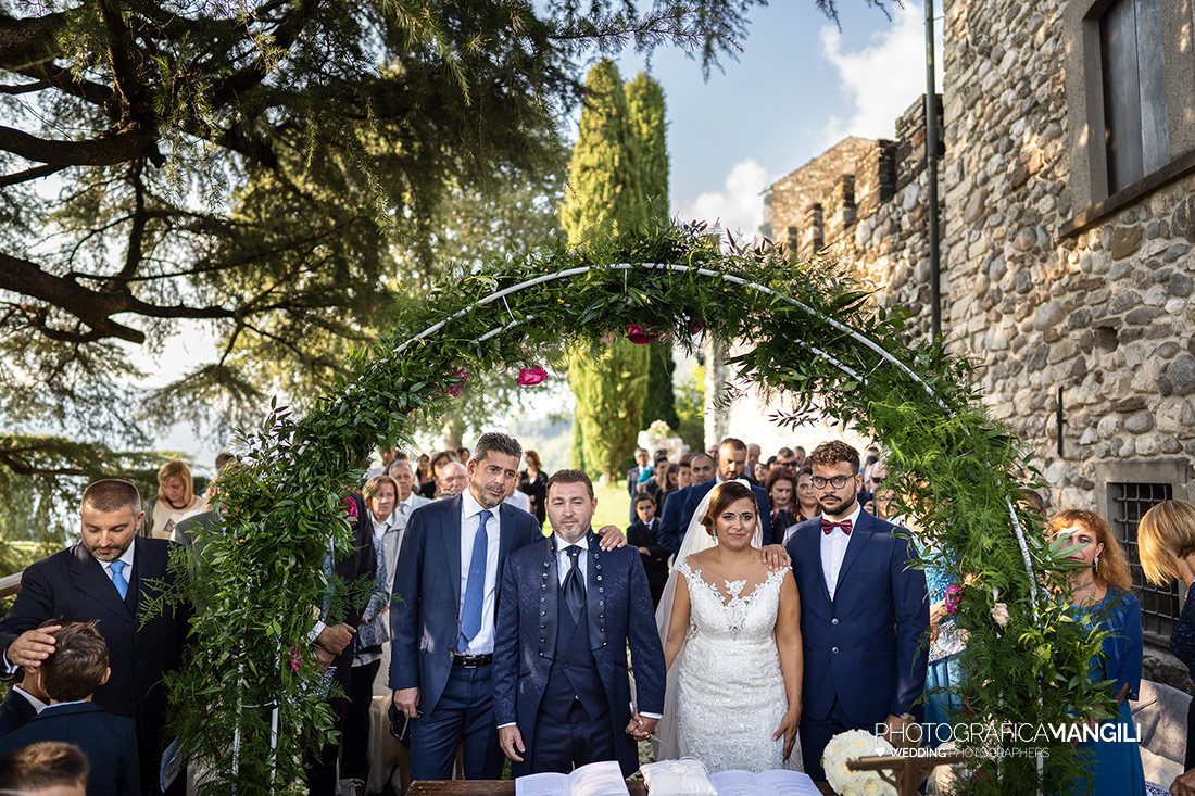 030 reportage sposi foto matrimonio rito civile cerimonia wedding castello rossino lecco 030 reportage sposi foto matrimonio rito civile cerimonia wedding castello rossino lecco
