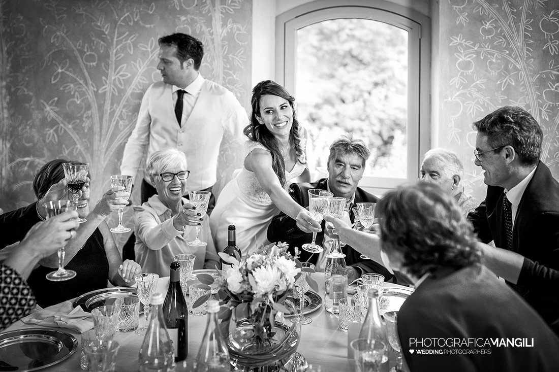 051 reportage sposi foto matrimonio wedding castello rossino lecco lago como 051 reportage sposi foto matrimonio wedding castello rossino lecco lago como