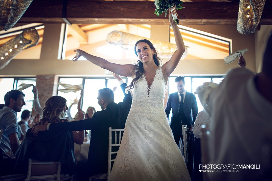 056 reportage sposi foto brindisi matrimonio wedding tenuta serradesca scanzorosciate bergamo 056 reportage sposi foto brindisi matrimonio wedding tenuta serradesca scanzorosciate bergamo