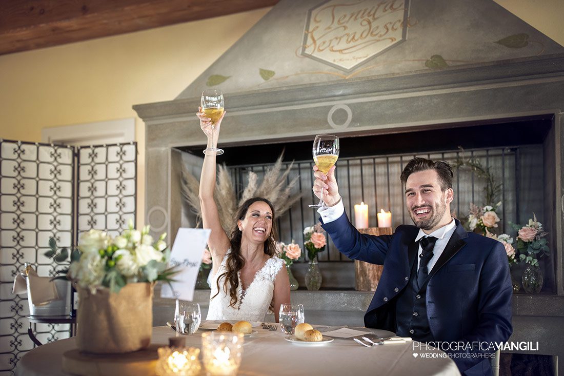 057 reportage sposi foto brindisi matrimonio wedding tenuta serradesca scanzorosciate bergamo 057 reportage sposi foto brindisi matrimonio wedding tenuta serradesca scanzorosciate bergamo
