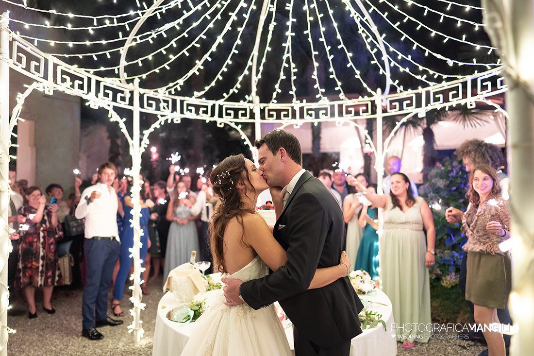 071 reportage sposi foto matrimonio wedding villa monastero pax tremezzina lenno lago como 071 reportage sposi foto matrimonio wedding villa monastero pax tremezzina lenno lago como