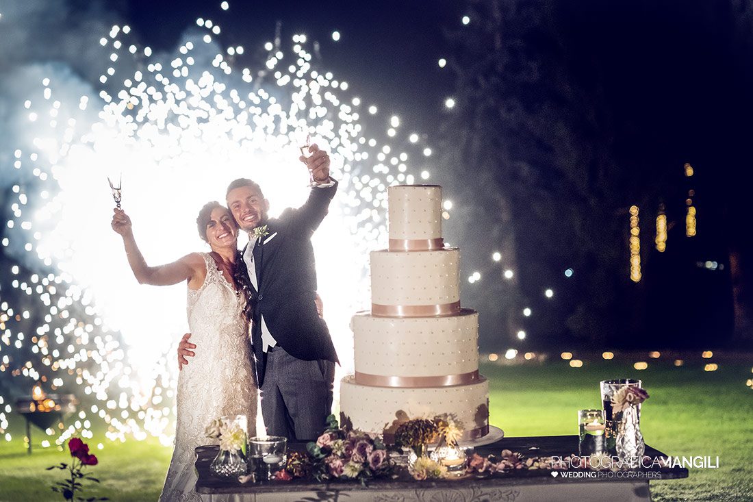 074 reportage sposi foto taglio torta matrimonio wedding villa acquaroli carvico bergamo 074 reportage sposi foto taglio torta matrimonio wedding villa acquaroli carvico bergamo