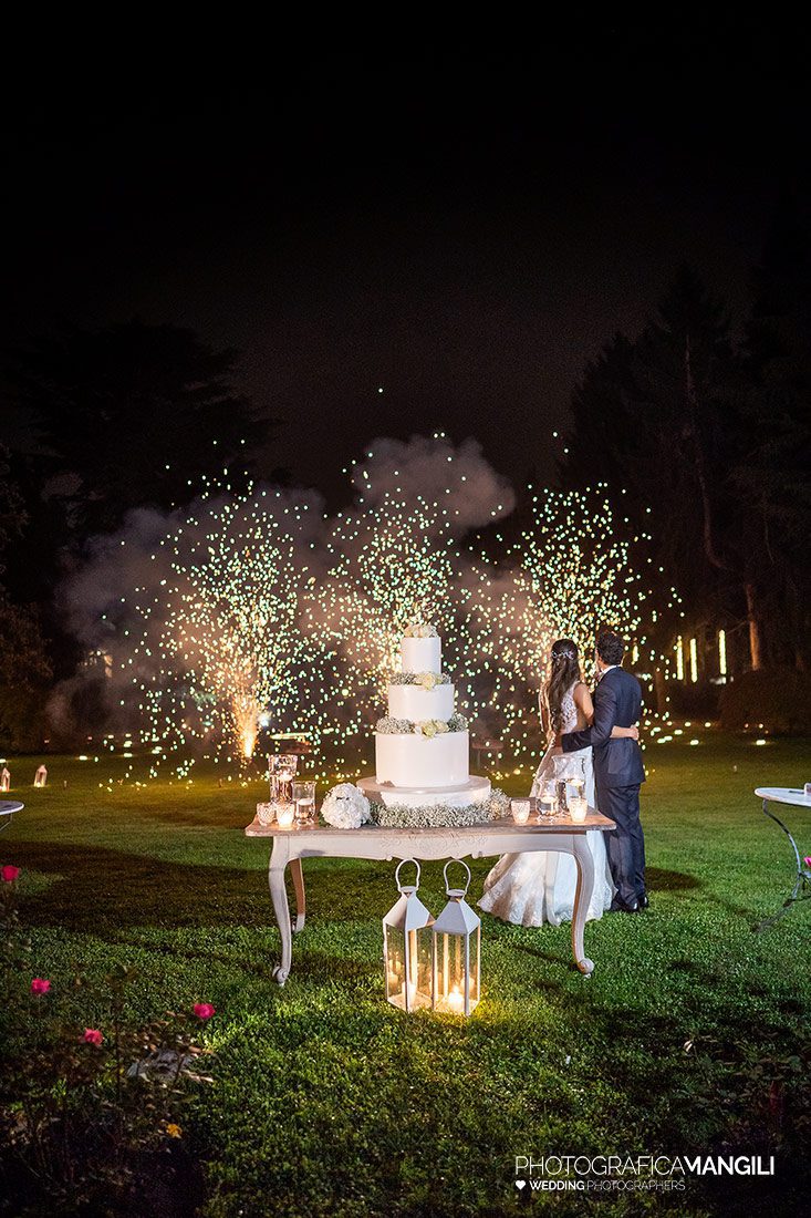 075 reportage sposi foto fuochi artificio matrimonio wedding villa acquaroli carvico bergamo 075 reportage sposi foto fuochi artificio matrimonio wedding villa acquaroli carvico bergamo
